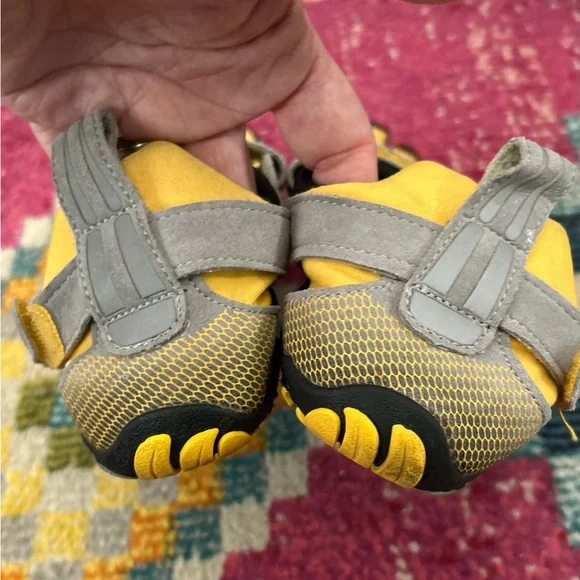 Vibram mens FiveFingers Barefoot Shoes 45EU great condition - Picture 3 of 6